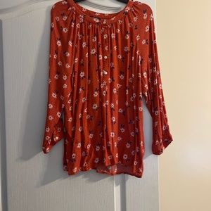 Floral 3/4 sleeve shirt